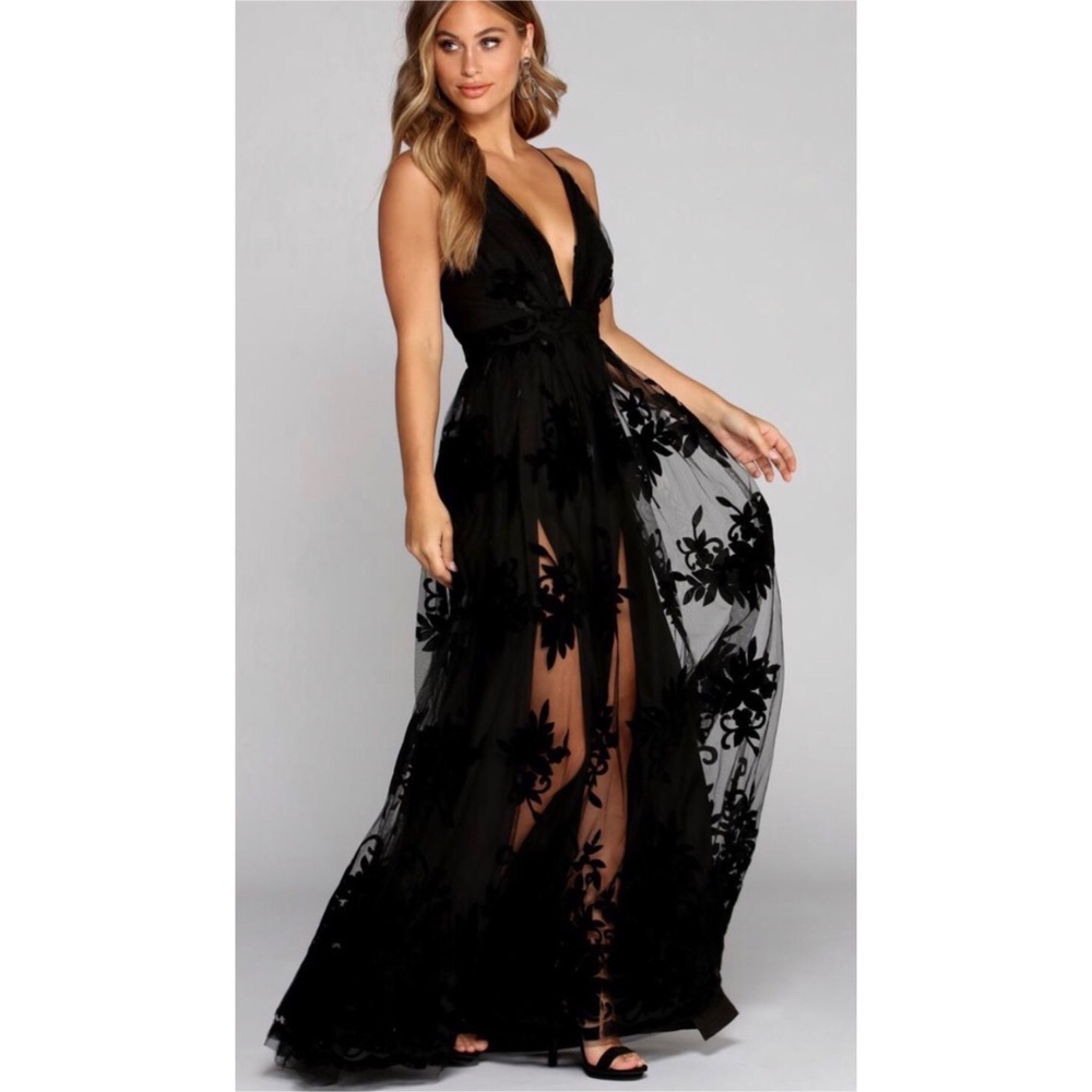 NWT Windsor Morgan Flocked Formal Dress